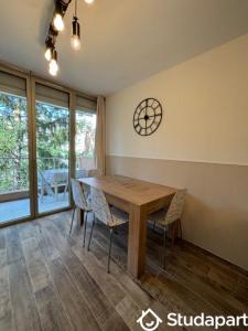 Louer Appartement Antibes 645 euros