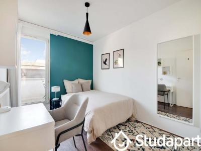 Louer Appartement Paris-17eme-arrondissement 870 euros