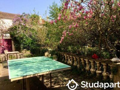 Louer Appartement Verrieres-le-buisson 560 euros