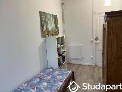 Louer Appartement 16 m2 Reims