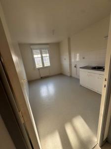 For rent Saint-julien-les-villas 3 rooms 65 m2 Aube (10800) photo 3