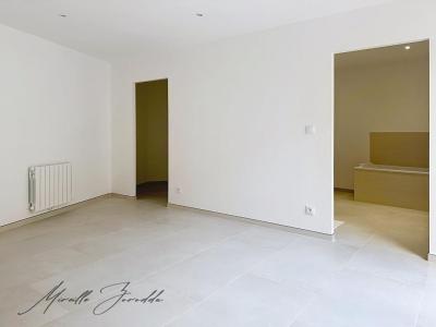 For sale Jonquieres-saint-vincent 5 rooms 177 m2 Gard (30300) photo 4
