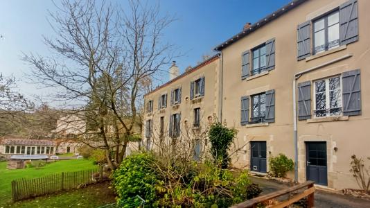 For sale Souterraine 10 rooms 320 m2 Creuse (23300) photo 0