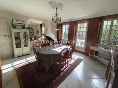 For sale Jallais 7 rooms 206 m2 Maine et loire (49510) photo 0