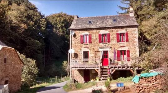 For sale Sauveterre-de-rouergue 5 rooms 137 m2 Aveyron (12800) photo 0