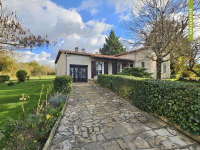 For sale CAMPAGNE 4 rooms 93 m2 Lot et garonne (47130) photo 0