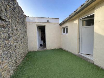 For sale Saint-laurent-medoc 3 rooms 47 m2 Gironde (33112) photo 0