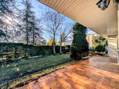 For sale Cognac 5 rooms 100 m2 Charente (16100) photo 3