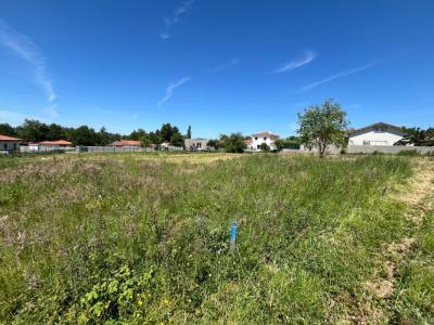 For sale Poncins 1 room Loire (42110) photo 1