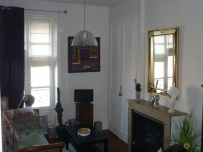 For rent Lyon-6eme-arrondissement 30 m2 Rhone (69006) photo 0