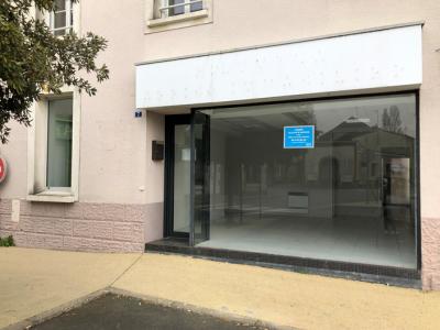 Annonce Location Commerce Montrevault 49