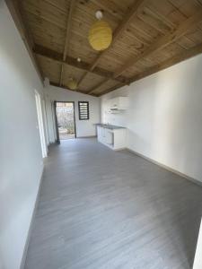For sale Avirons 2 rooms 35 m2 Reunion (97425) photo 1
