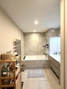 For sale Rennes 3 rooms 65 m2 Ille et vilaine (35000) photo 3