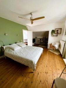 For sale Perigueux 6 rooms 130 m2 Dordogne (24000) photo 1