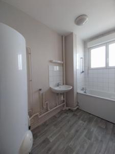 For rent Chalindrey 5 rooms 96 m2 Haute marne (52600) photo 4