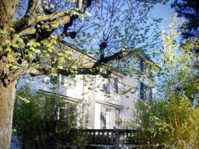 For sale Feurs 9 rooms 252 m2 Loire (42110) photo 0