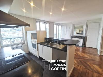 Louer Appartement 83 m2 Lyon-3eme-arrondissement
