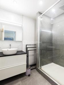 Louer Appartement Marseille-9eme-arrondissement Bouches du Rhone