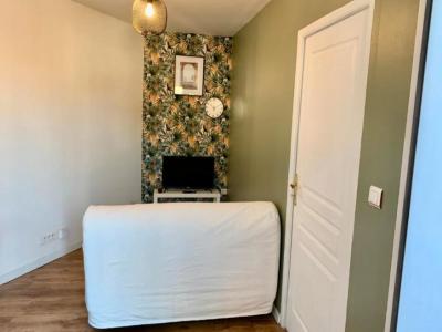 For rent Saint-denis 1 room 28 m2 Seine saint denis (93200) photo 0