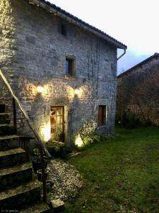 For sale Aunac 6 rooms 146 m2 Charente (16460) photo 3