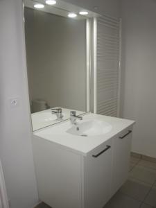 Louer Appartement Saint-priest 676 euros