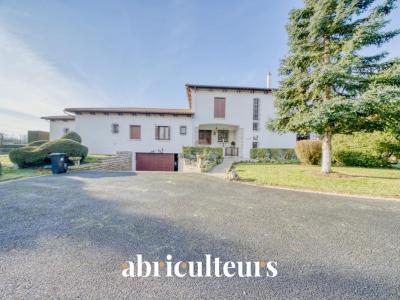 For sale Fontcouverte 11 rooms 600 m2 Charente maritime (17100) photo 1