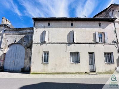 For sale Roullet-saint-estephe 8 rooms 198 m2 Charente (16440) photo 0