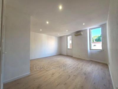 For sale Cuers 4 rooms 74 m2 Var (83390) photo 0