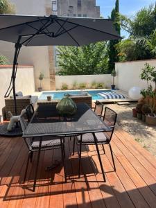 For sale Agen 6 rooms 250 m2 Lot et garonne (47000) photo 0