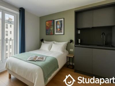 For rent Paris-18eme-arrondissement 1 room 13 m2 Paris (75018) photo 0