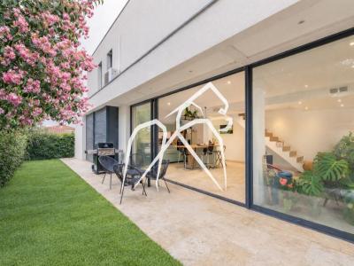 For sale Villeneuve-les-maguelone 5 rooms 194 m2 Herault (34750) photo 0