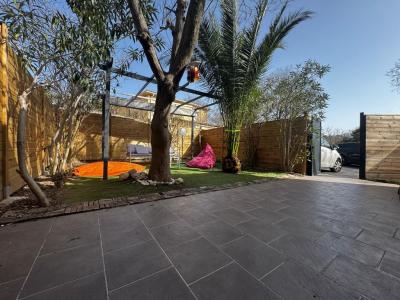 For sale CAMOINS 2 rooms 41 m2 Bouches du Rhone (13011) photo 0