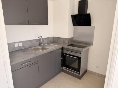 For sale 2 rooms 39 m2 Bouches du Rhone (13120) photo 4