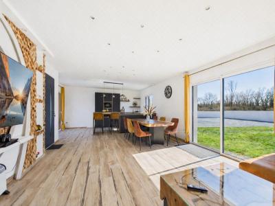 For sale Civray 5 rooms 129 m2 Vienne (86400) photo 0