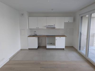 For rent Bobigny 3 rooms 61 m2 Seine saint denis (93000) photo 1