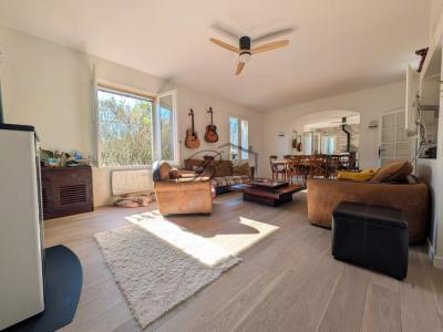 Annonce Vente 5 pi�ces Maison Tour-d'aigues 84