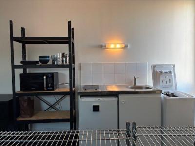 Louer Appartement 14 m2 Lyon-7eme-arrondissement