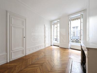 For sale Lyon-1er-arrondissement 3 rooms 72 m2 Rhone (69001) photo 1