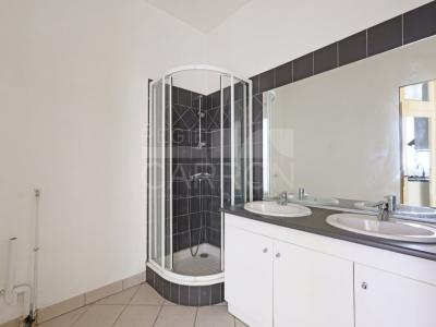 For sale Lyon-1er-arrondissement 3 rooms 72 m2 Rhone (69001) photo 3