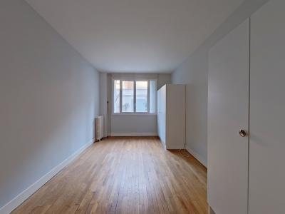 Louer Appartement Paris-17eme-arrondissement Paris