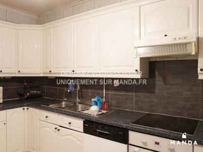 For rent Vaulx-en-velin 5 rooms 20 m2 Rhone (69120) photo 4