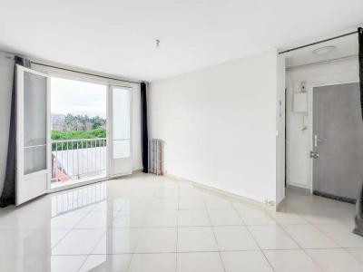 For sale Ris-orangis 4 rooms 76 m2 Essonne (91130) photo 0