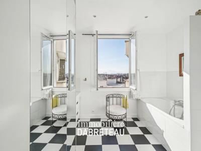 Louer Appartement Lyon-3eme-arrondissement 1900 euros