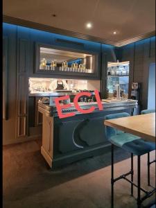 Acheter Commerce 190 m2 Puteaux