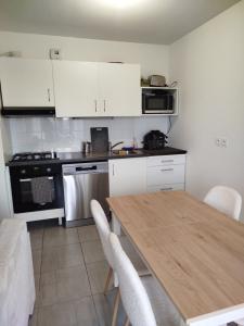 For rent Lentilly 3 rooms 56 m2 Rhone (69210) photo 2