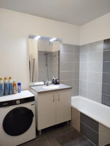 For rent Lentilly 3 rooms 56 m2 Rhone (69210) photo 4