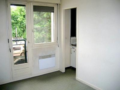 For rent Clermont-ferrand 1 room 18 m2 Puy de dome (63000) photo 0