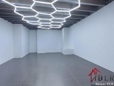 Louer Commerce 220 m2 Farlede