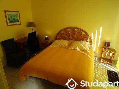 For rent Aytre 1 room 13 m2 Charente maritime (17440) photo 0