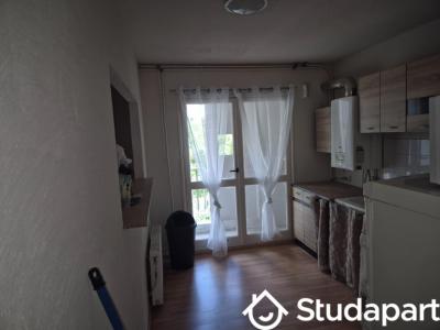 For rent Nimes 1 room 10 m2 Gard (30000) photo 0